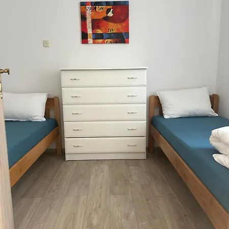 Klavdija Mos Apartamento *